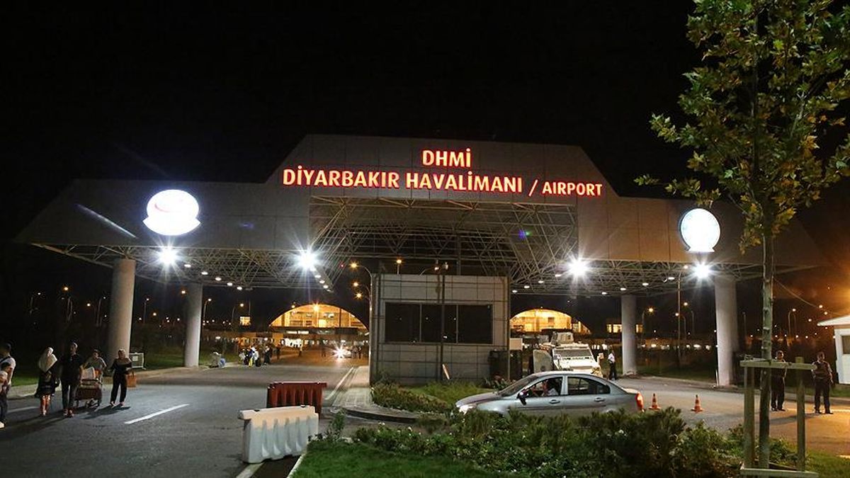 حمله راکتی به فرودگاه "دیاربکر" در جنوب شرق ترکیه