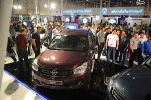 رئیس انجمن صنفی واردکنندگان خودرو: عمده خودروهای قاچاق دست دوم است