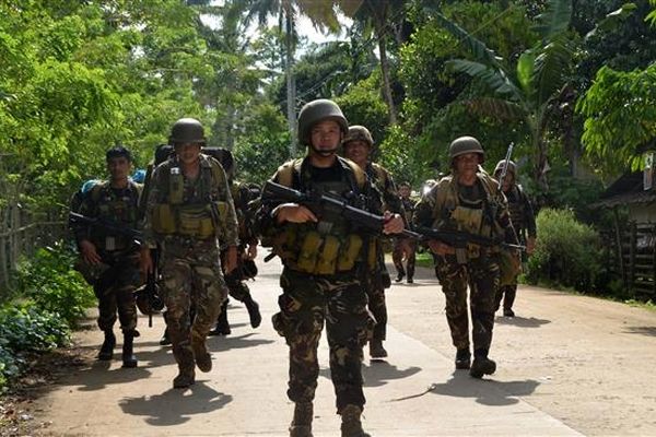 فرار ۲۸ زندانی در پی حمله هواداران داعش به زندان فیلیپین