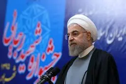 همین که توانستیم قطعنامه‌های سازمان ملل را لغو کنیم برای تاریخ کشور بس است/ کفران نعمت کنیم عذاب می‌آید
