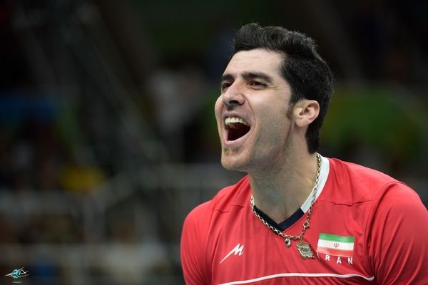 محمودی: از تیم ملی می‌روم تا مصدومیت‌هایم را درمان کنم