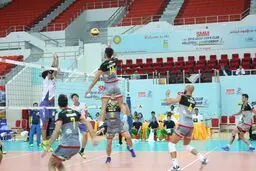 بانک سرمایه با پیروزی مقابل نماینده ویتنام به نیمه‌نهایی رسید