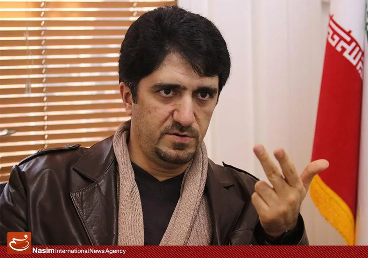کتاب های کاذب کتاب فروشی ها را پر کرده اند/ درآمد نویسندگی از سبزی فروشی کمتر است