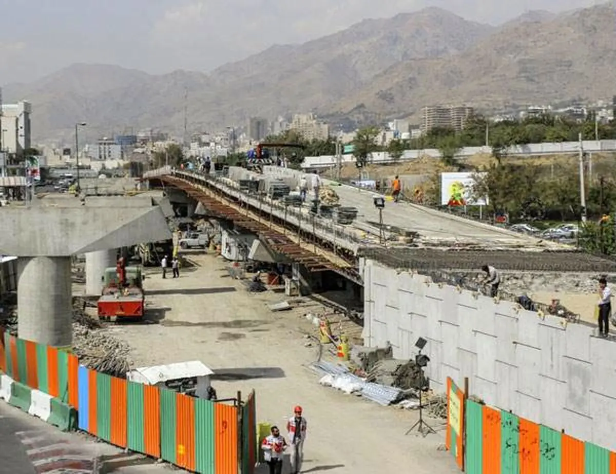 بهره‌برداری از اتصال بزرگراه امام علی (ع) و بزرگراه ارتش تا ۳ هفته آینده