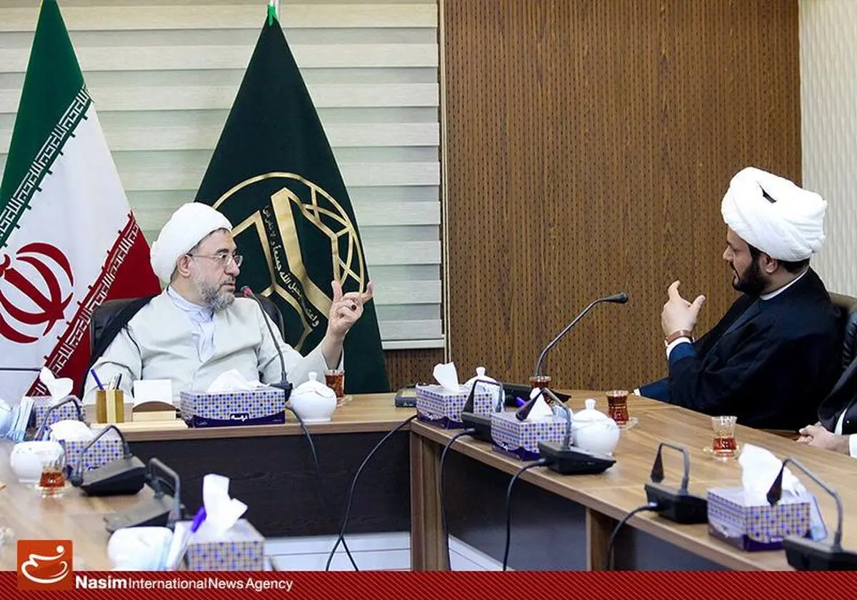 دیدار دبیرکل مقاومت اسلامی نجباء با آیت‌الله اراکی