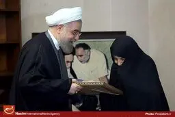 دیدار رئیس‌جمهور با خانواده شهدا و جانبازان