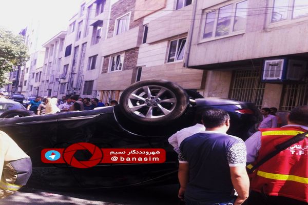 عکس خبری :: چپ کردن خودروی لکسوس در محدوده میدان هفت تیر