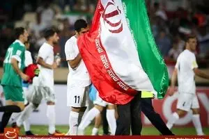 دیدار تیم‌های فوتبال ایران و قطر