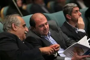 فساد ۱۵ هزار میلیاردیِ گمرک در زمان ریاست 