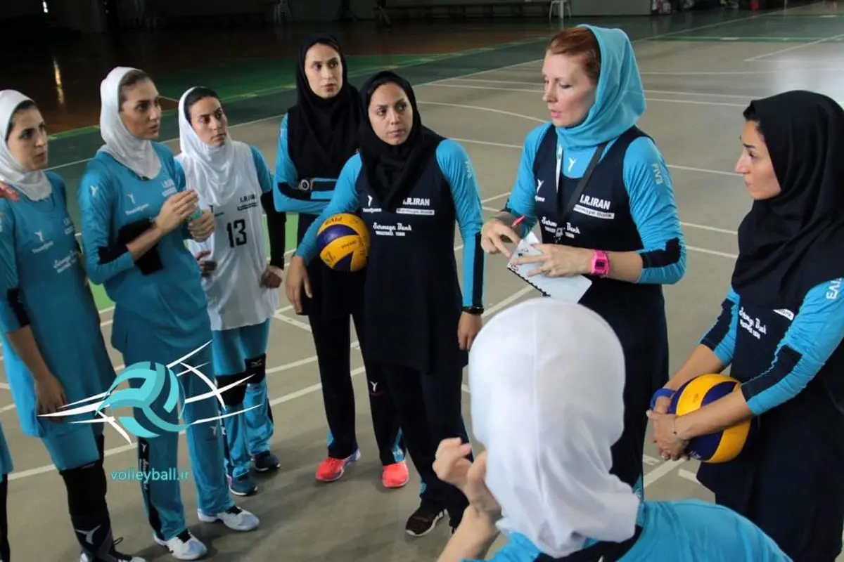 پیروزی بانک سرمایه در نخستین دیدار خود در والیبال جام باشگاه‌های زنان آسیا