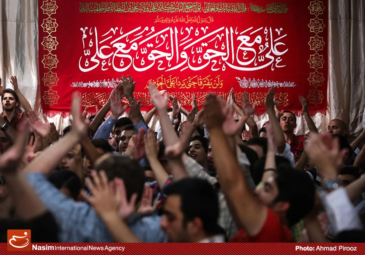 پرچم اهدایی حرم امیرالمؤمنین(ع) به هیئات رونمایی شد