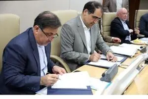 امضای دو تفاهم‌‌نامه همکاری بین وزارتخانه‌‌های بهداشت و راه و شهرسازی/ ساخت خانه‌‌های بهداشت در حاشیه‌‌های شهرها