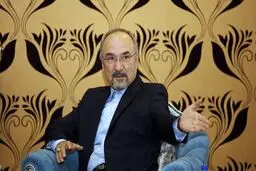 معاون طیب‌نیا در بیمارستان بستری شد/ عارضه قلبی برای خزاعی مشکل‌ساز شد
