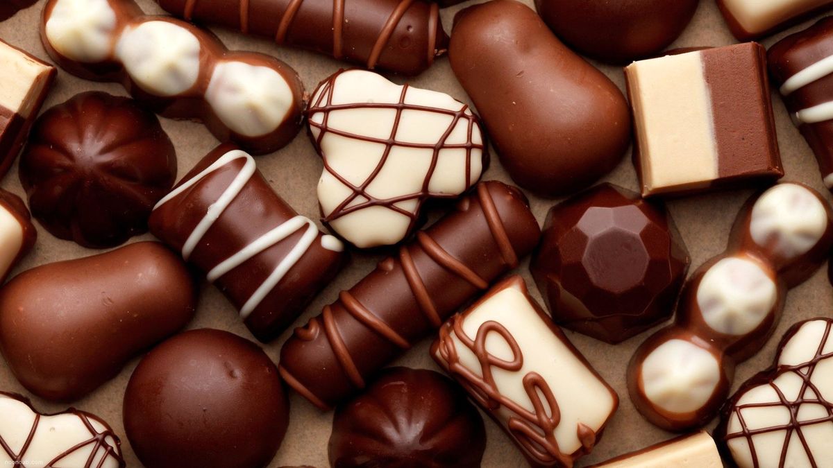 فروش میلیاردها تومان شکلات و بیسکویت قاچاق در فروشگاه‌های دولتی