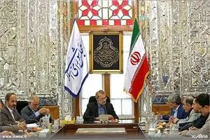 دارنده فیش‌ نجومی به دیدار لاریجانی رفت!+ عکس