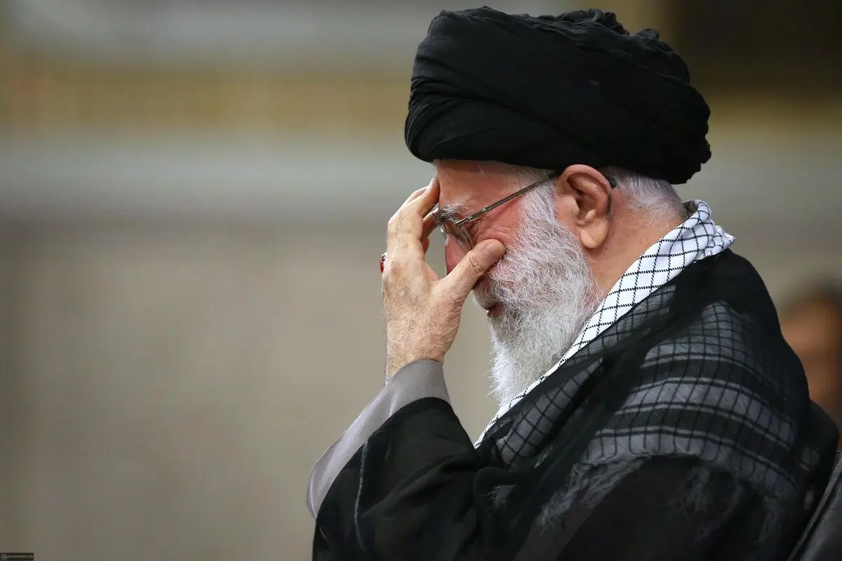 نماهنگی از دیدار خانواده‌های شهدای منا با رهبر انقلاب