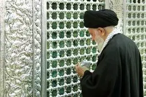 حضور سرزده رهبر معظم انقلاب در مشهد اردهال و امامزاده آقا علی عباس نطنز