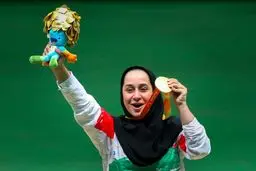 جوانمردی با شکستن رکورد جهان، اولین طلای کاروان منا را به ارمغان آورد