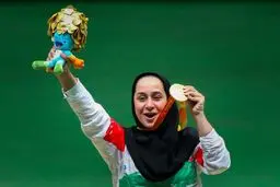 جوانمردی با شکستن رکورد جهان، اولین طلای کاروان منا را به ارمغان آورد