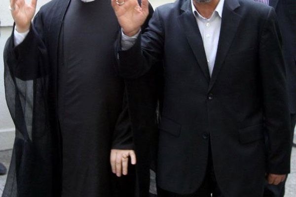 احمدی نژاد، روحانی و جلیلی به صحنه نیایند