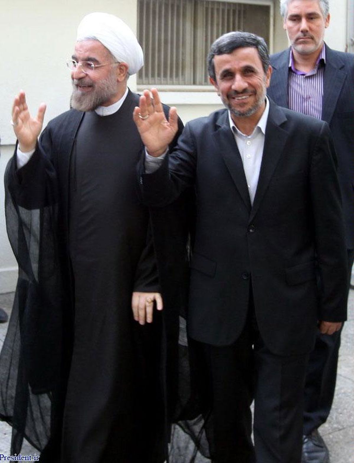احمدی نژاد، روحانی و جلیلی به صحنه نیایند