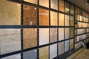 واردات صنعت کاشی و سرامیک را به خاک سیاه نشاند/ ۳۰۰ میلیون متر کاشی در انبارها خاک می‌خورد