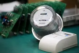 دولت روحانی کنتور آب را هم از خارج وارد می‌کند/ شرکت آب و فاضلاب تولید کنندگان داخلی را مجبور به واردات می‌کند