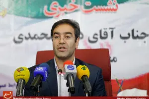 نمادهای بانکی به دلیل اختلاف بانک‌مرکزی و سازمان حسابرسی بسته است/  با خروج پتروشیمی‌ها از بورس کالا به شدت مخالفیم