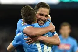 پیروزی قاطعانه ناپولی مقابل پالرمو