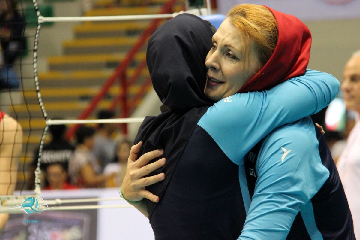 مایدا: دختران والیبال ایران کار بزرگی انجام دادند/ ملی‌پوشان به یک خودباوری و اعتماد به نفس خوبی رسیدند