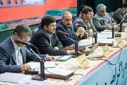 کارخانه‌های فولاد حق اخراج نیروهای مازاد خود را ندارند/ بحران در صنعت فولاد همچنان ادامه دارد