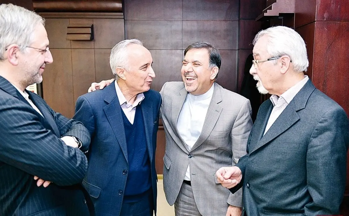 گاف بزرگ اقتصاددانان حامی دولت در یک نشریه معروف اقتصادی!