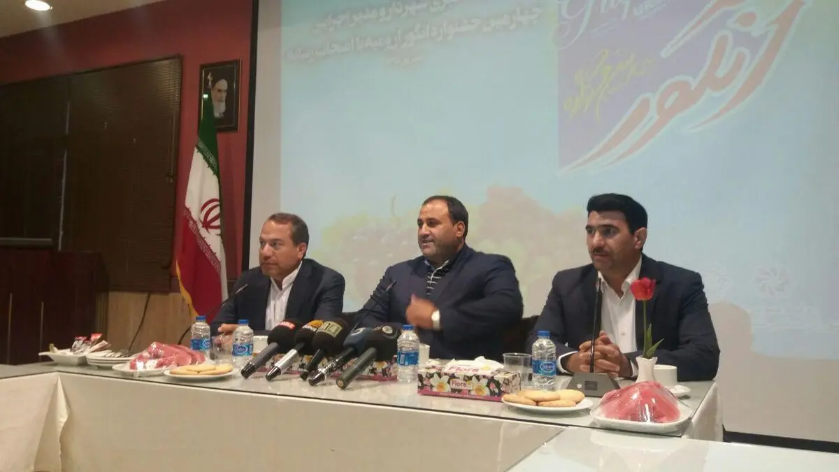 عرضه مستقیم انگور از باغ تا مشتری/ هدفگیری برای جبران خلاء مراکز فروش مستقیم