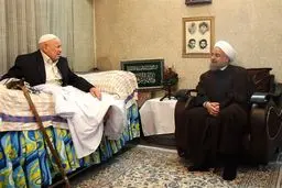 ایثار و فداکاری والدین شهدا ستودنی است