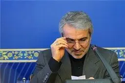 انتظار تبدیل‌شدن تریبون‌های نماز جمعه به جایگاهی فرمایشی و سکولار توقع درستی نیست