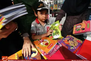 فیلم:: چین و هند ۸۰ درصد بازارِ لوازم التحریر ایران را گرفتند