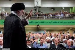 اقشار مختلف مردم با رهبر انقلاب دیدار کردند