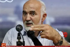 تصویب وام ۵ میلیارد دلاری در ۵ دقیقه یک خیانت بزرگ است