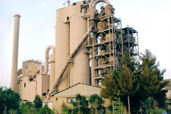 ایران در افت تولید سیمان در جهان اول شد