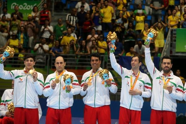 تبریک وزارت ورزش و جوانان به اعضای تیم والیبال نشسته ایران