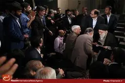 دیدار شعرا با رهبر انقلاب بی نظیر است