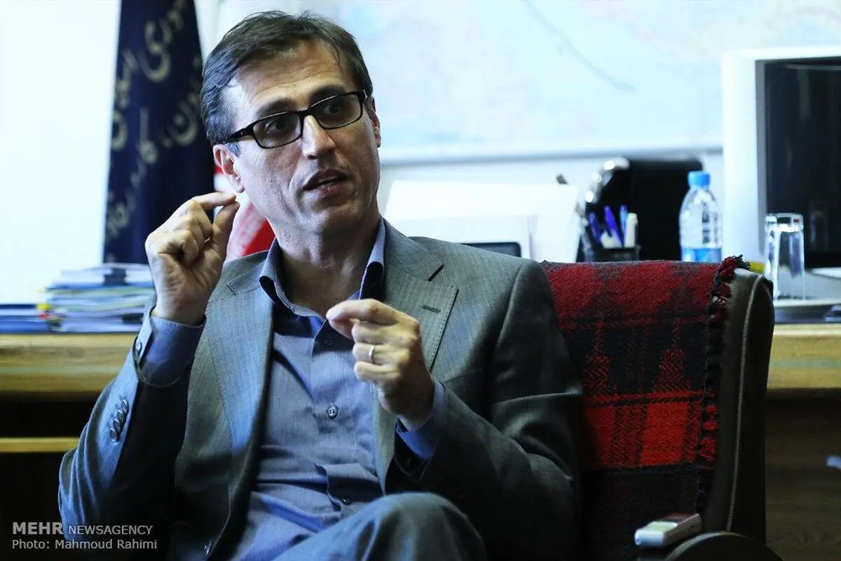 معاون ربیعی: انتظار اشتغالزایی از دولت یازدهم انتظار نابجایی است!/ اگر رشد اقتصادی امسال ۵ درصد هم شود، شغل ایجاد نمی‌شود