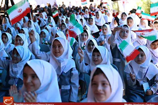 "جشن شکوفه‌ها" آغاز شد