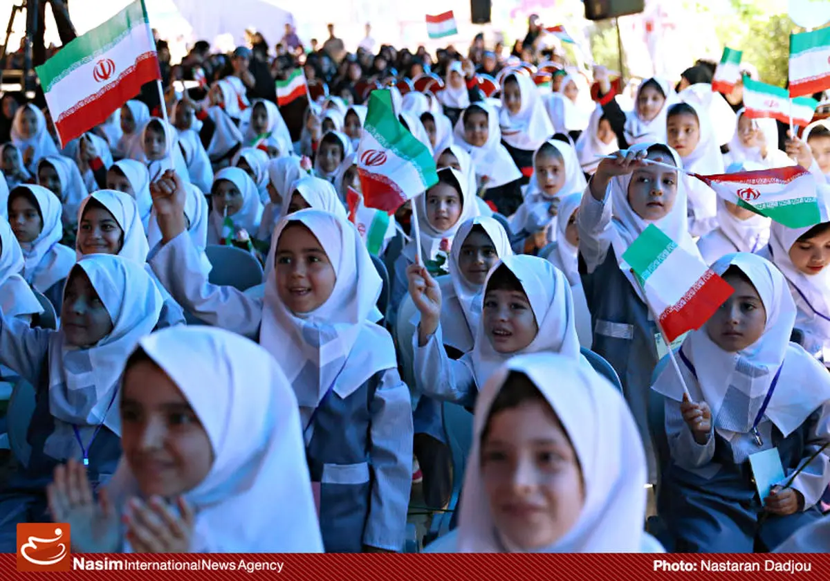 "جشن شکوفه‌ها" آغاز شد