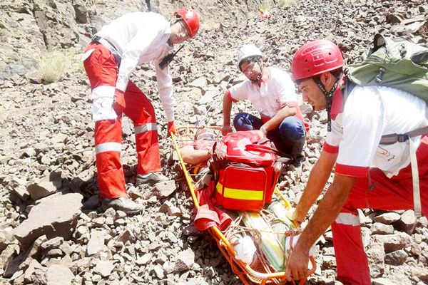 نجات ۷ کوهنورد مفقود شده در ارتفاعات قله شاه دژ
