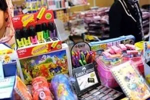 دولت روحانی با کاهش تعرفه واردات لوازم التحریر، صنعت تولید نوشت افزار را در آستانه ورشکستگی قرار داد