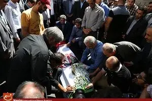 مراسم وداع با پیکر مرحوم 