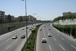 بزرگراه شهید حکیم تعریض می‌شود