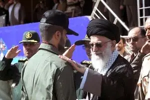 جوان مؤمن و کارآمد ثروت واقعی کشور است