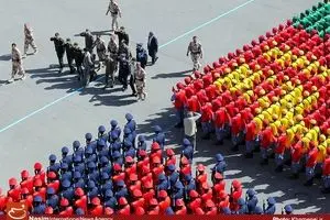 حضور رهبر انقلاب در مراسم دانش‌آموختگی دانشجویان دانشگاه‌های افسری ارتش